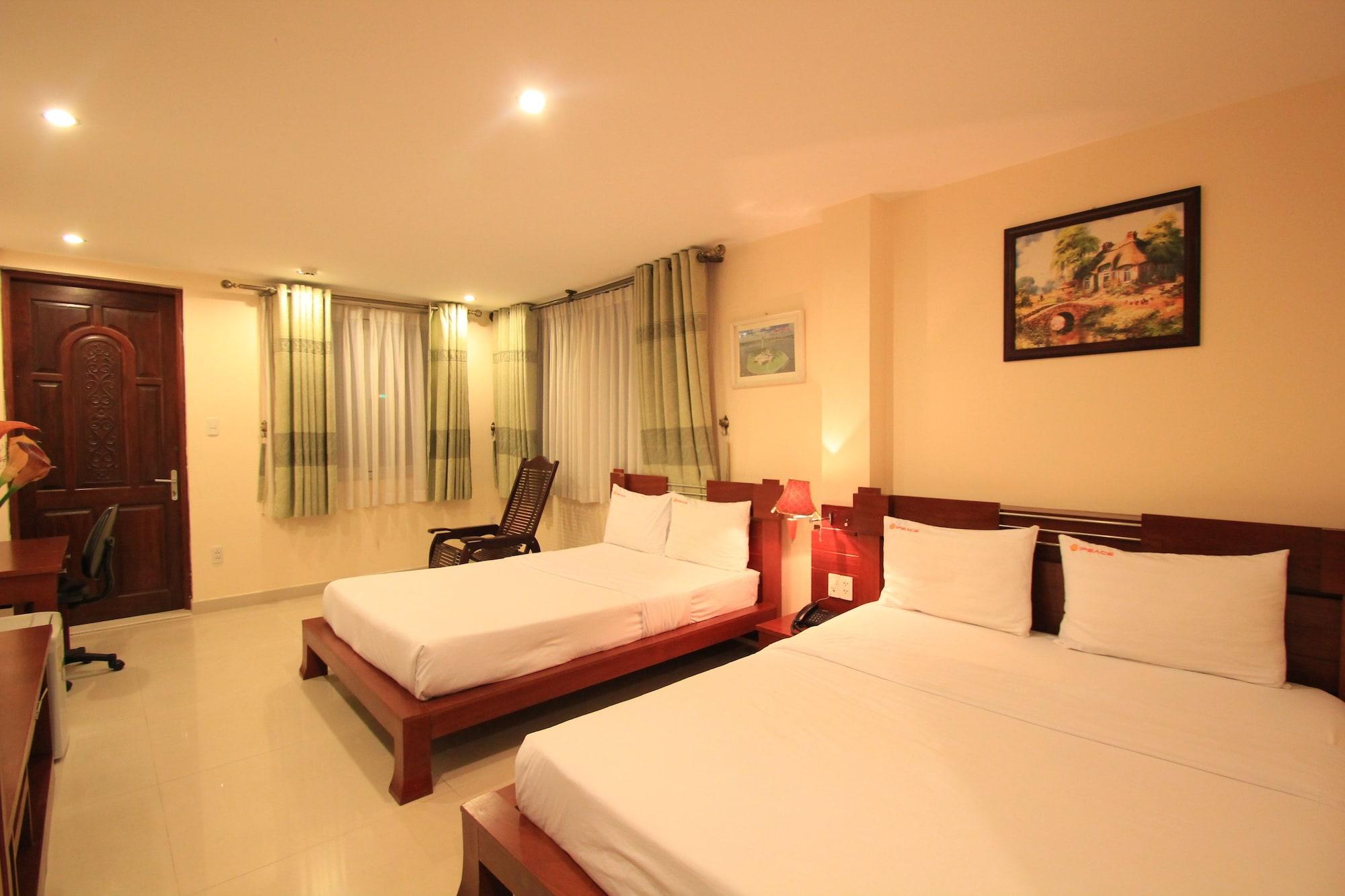 Ipeace Hotel - Bui Vien Walking Street Ho Chi Minh City Exterior photo